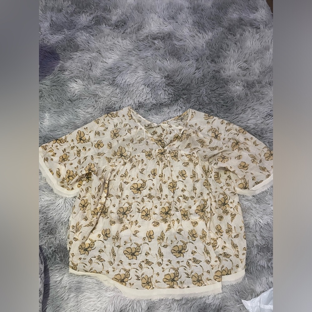 So cute boutique shirt